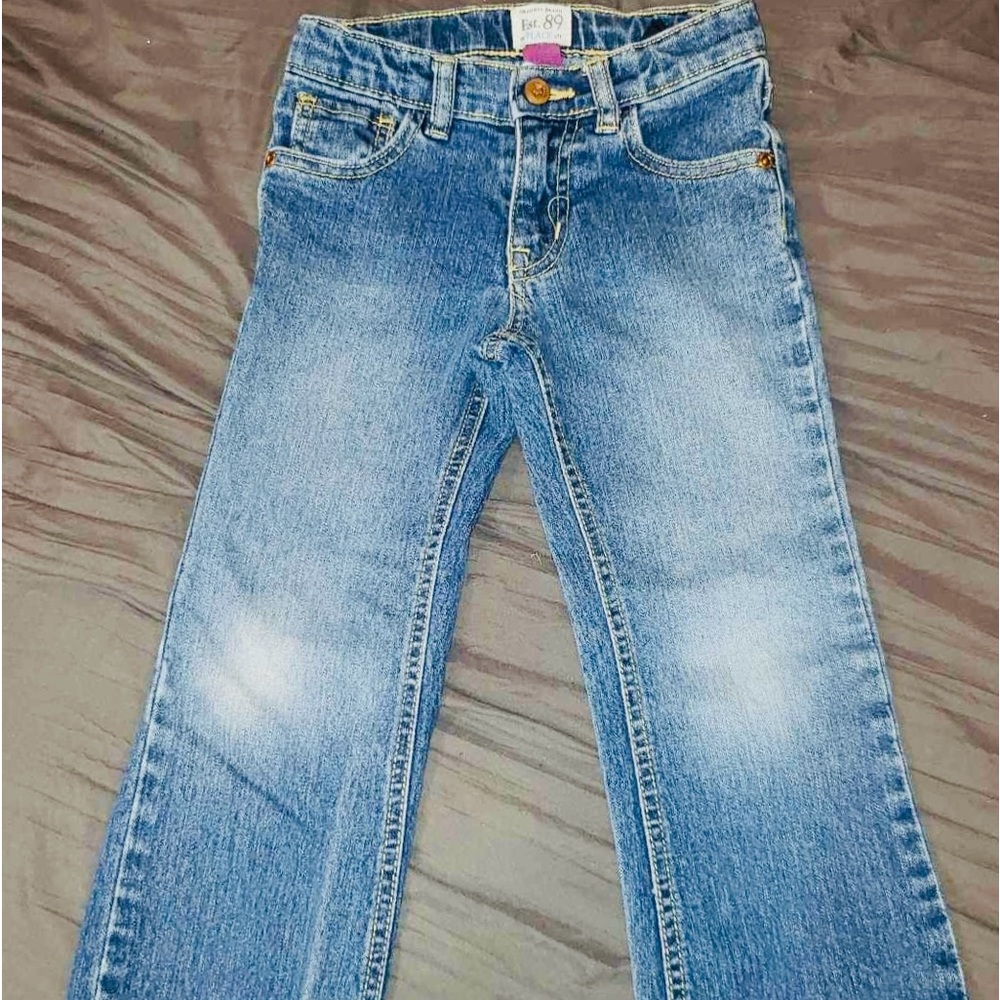 Girls Ruffle Bottom Jeans